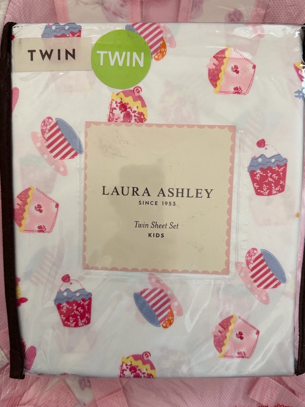 Laura Ashley SWEET TREAT PINK Kids Twin Sheet Set - Cupcake Pattern ~ 3 PC - Picture 2 of 7